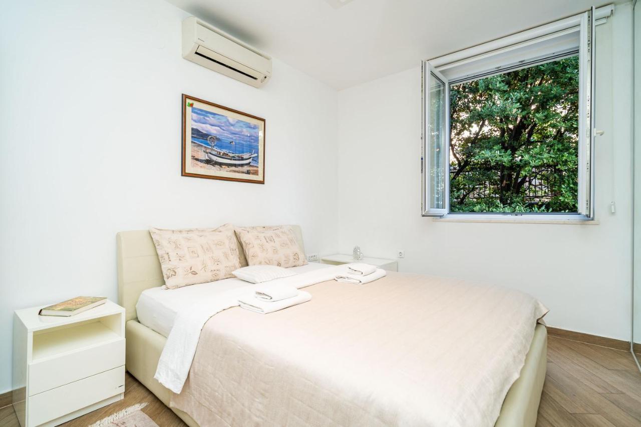 Apartment Spacious Two Bedroom Dubrovnik